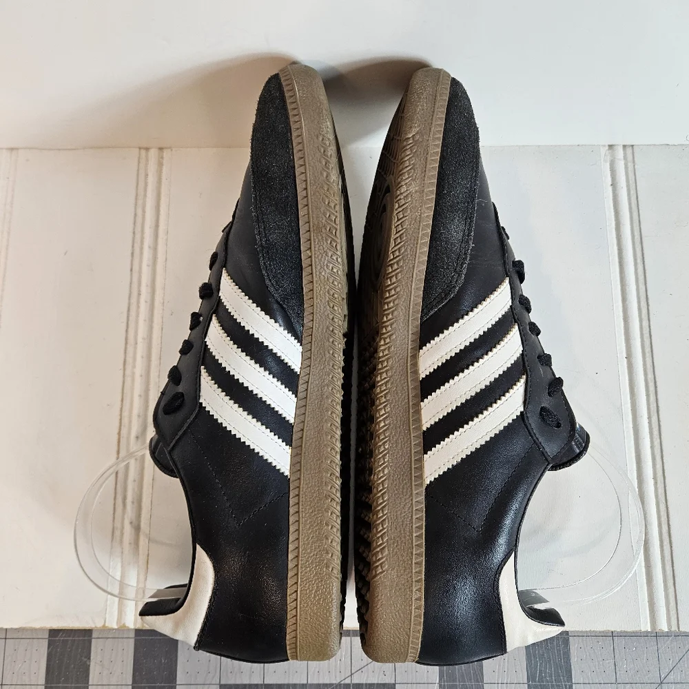 adidas classic samba